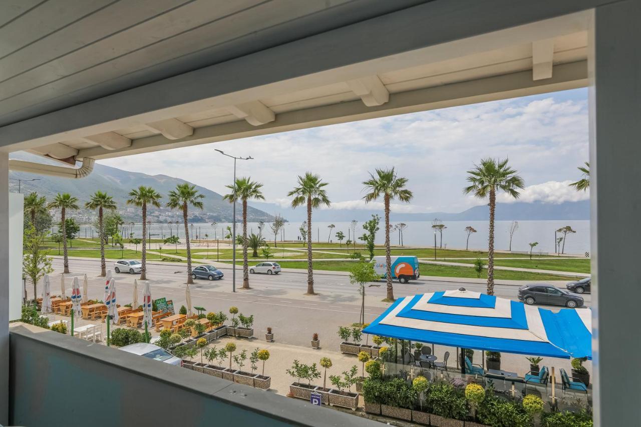 Hotel Pirro Vlorë Екстериор снимка